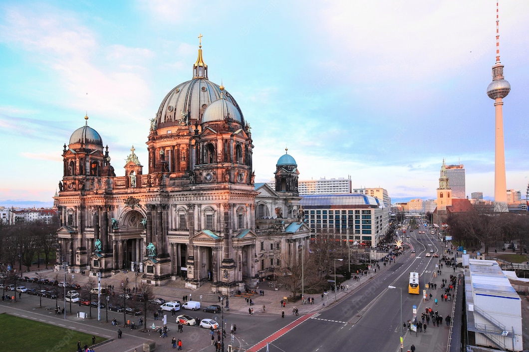 full-tourists-enjoy-visiting-berlin-cathedral-berliner-dome-daytime-berlin-germany_109442-12